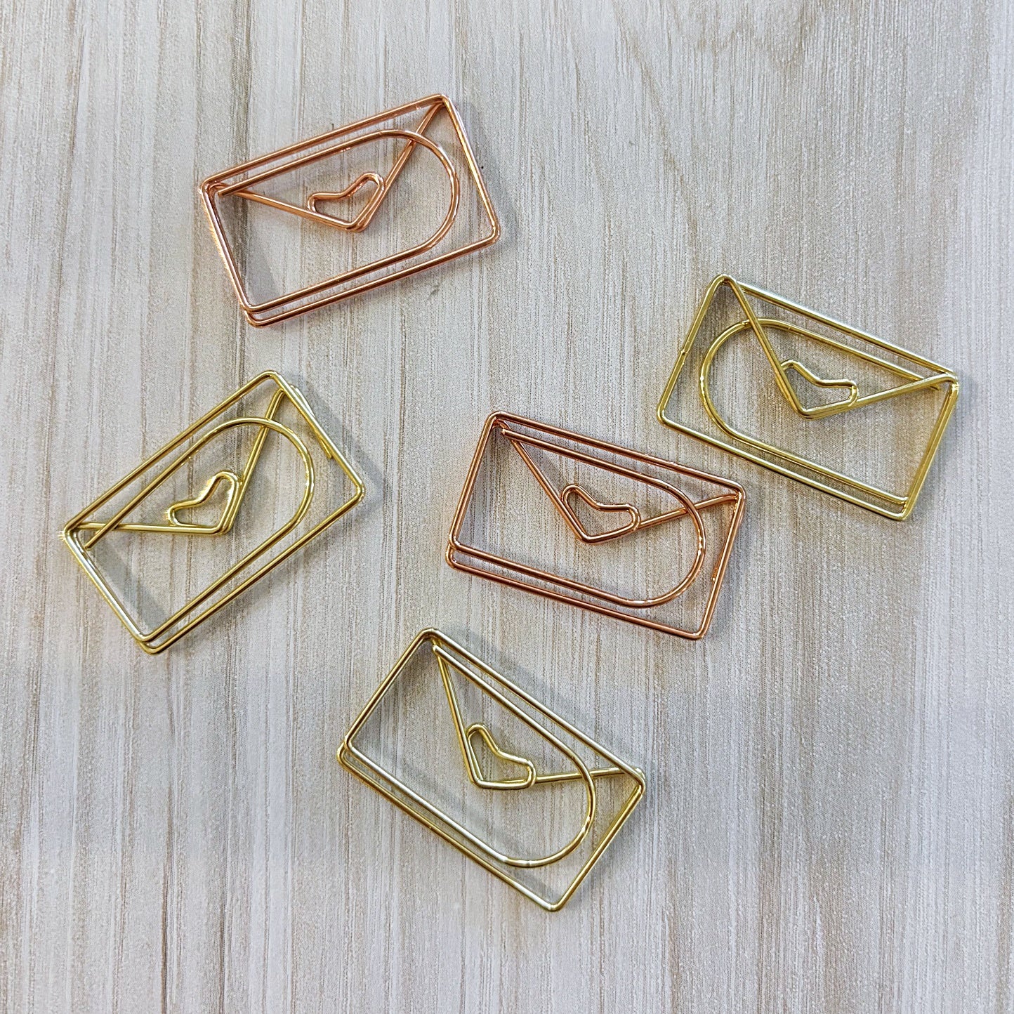 Metallic Envelope Paper Clips