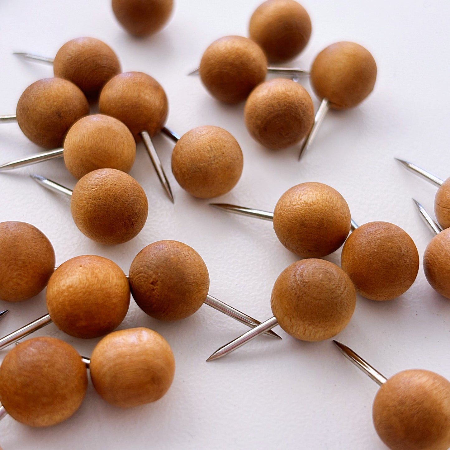 Round Wooden Push Pins
